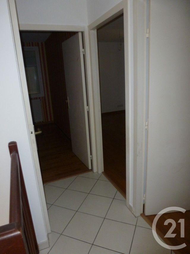 Maison &agrave; louer - 4 pi&egrave;ces - 88,70 m2 - Miribel - 01 - RHONE-ALPES