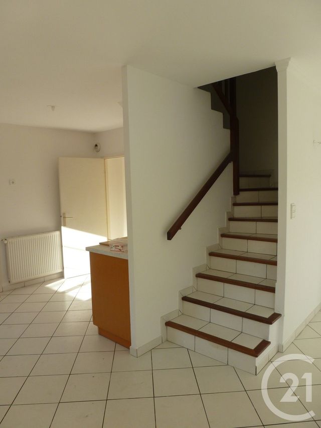 Maison &agrave; louer - 4 pi&egrave;ces - 88,70 m2 - Miribel - 01 - RHONE-ALPES