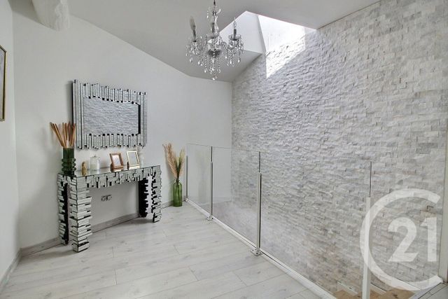 Maison &agrave; vendre - 7 pi&egrave;ces - 240 m2 - Bressolles - 01 - RHONE-ALPES