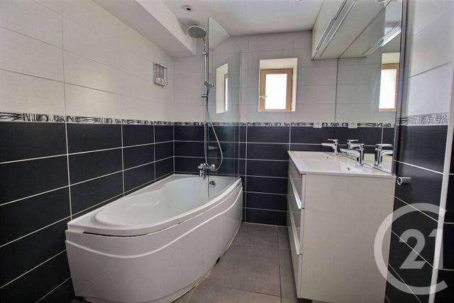 Appartement &agrave; vendre - 3 pi&egrave;ces - 61,50 m2 - Montluel - 01 - RHONE-ALPES