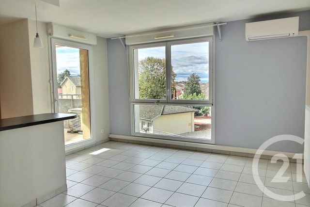 Appartement F3 &agrave; louer - 3 pi&egrave;ces - 65 m2 - Dagneux - 01 - RHONE-ALPES