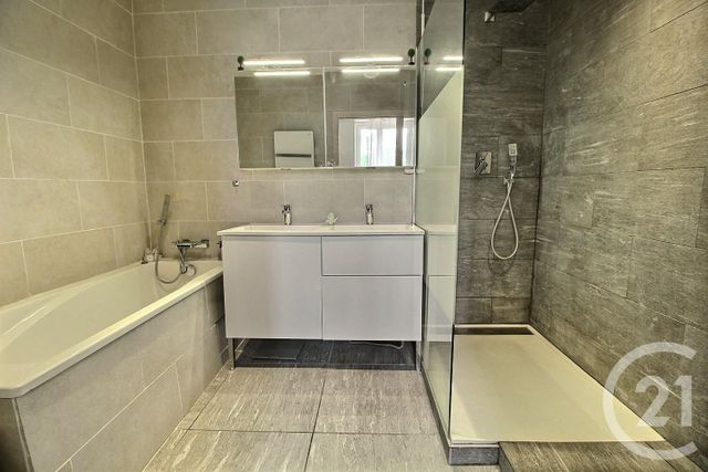 Maison à vendre - 6 pièces - 165,44 m2 - Miribel - 01 - RHONE-ALPES