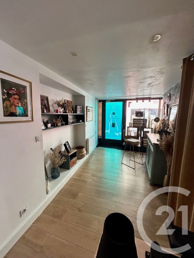 Local commercial à louer - 36.0 m2 - 01 - Ain