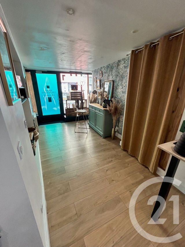 Local commercial à louer - 36.0 m2 - 01 - Ain