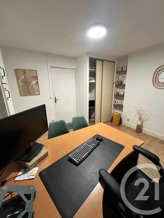 Local commercial à louer - 36.0 m2 - 01 - Ain