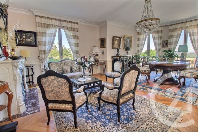 Maison à vendre - 6 pièces - 235 m2 - Miribel - 01 - RHONE-ALPES