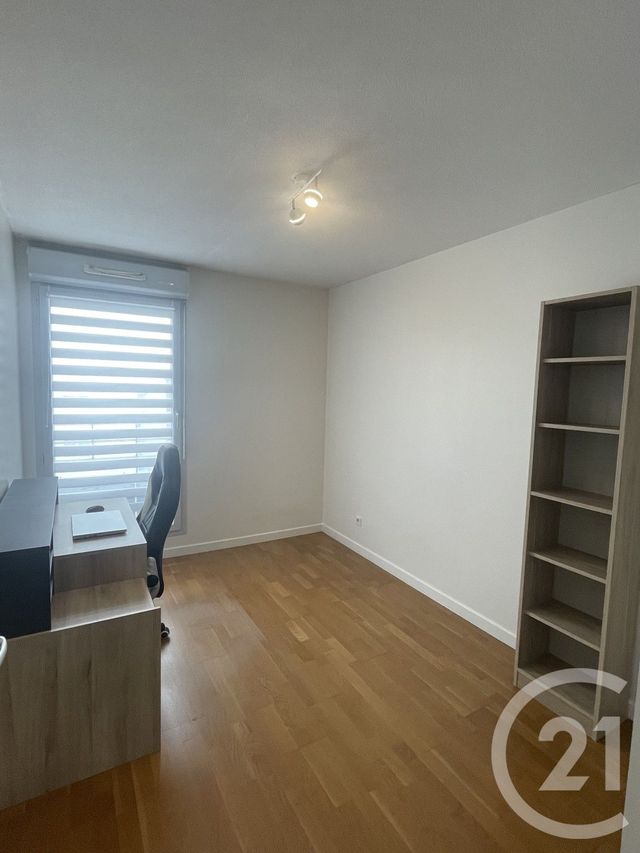 Appartement T3 &agrave; louer - 3 pi&egrave;ces - 55,51 m2 - Montluel - 01 - RHONE-ALPES