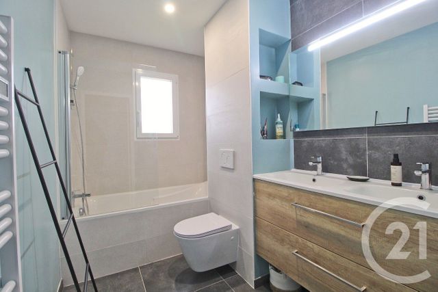 Maison &agrave; vendre - 6 pi&egrave;ces - 115 m2 - La Boisse - 01 - RHONE-ALPES