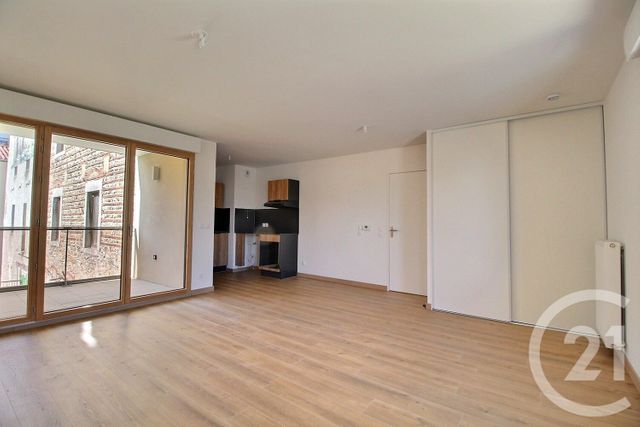Appartement F3 &agrave; louer - 3 pi&egrave;ces - 66,34 m2 - Montluel - 01 - RHONE-ALPES