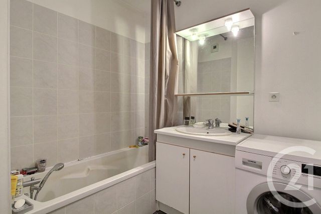 Appartement T3 &agrave; vendre - 3 pi&egrave;ces - 55,50 m2 - Montluel - 01 - RHONE-ALPES