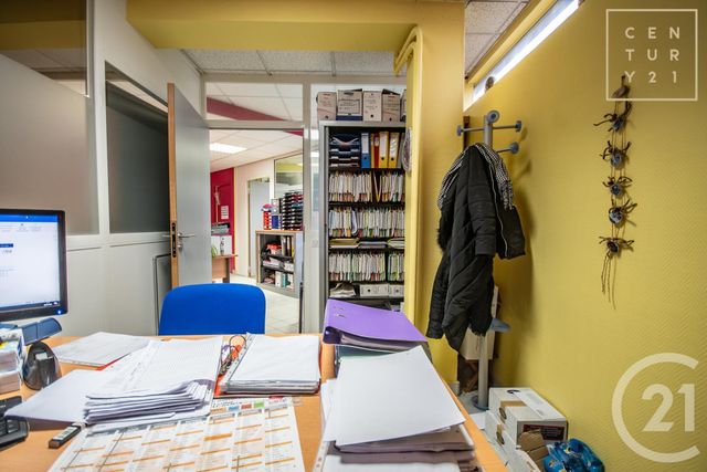 Appartement Local à vendre - 7 pièces - 76 m2 - Maubeuge - 59 - NORD-PAS-DE-CALAIS