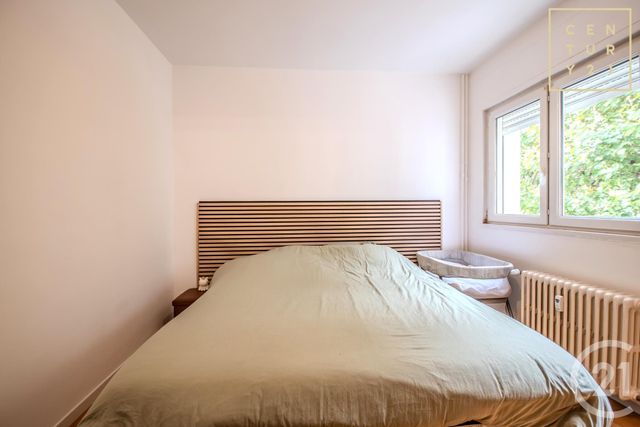 Appartement F4 à vendre - 4 pièces - 74 m2 - Maubeuge - 59 - NORD-PAS-DE-CALAIS