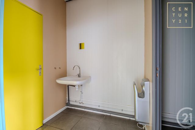 Maison &agrave; louer - 5 pi&egrave;ces - 168,48 m2 - Maubeuge - 59 - NORD-PAS-DE-CALAIS