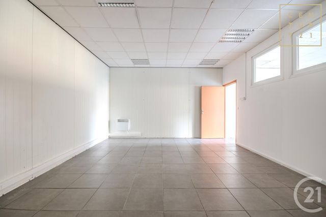 Maison &agrave; louer - 5 pi&egrave;ces - 168,48 m2 - Maubeuge - 59 - NORD-PAS-DE-CALAIS