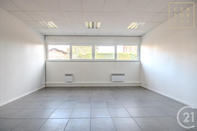 Maison &agrave; louer - 5 pi&egrave;ces - 168,48 m2 - Maubeuge - 59 - NORD-PAS-DE-CALAIS