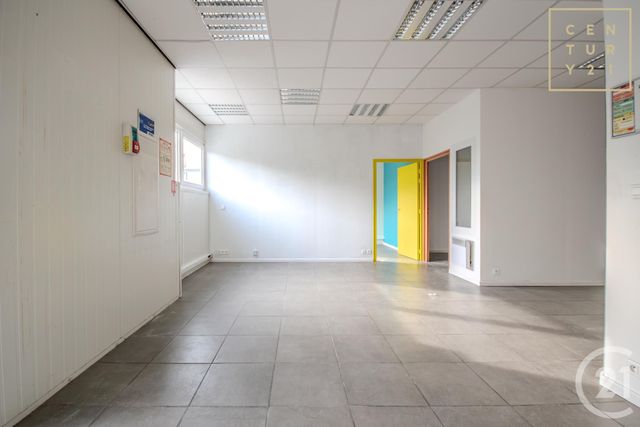 Maison &agrave; louer - 5 pi&egrave;ces - 168,48 m2 - Maubeuge - 59 - NORD-PAS-DE-CALAIS