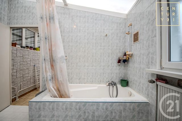 Maison &agrave; vendre - 7 pi&egrave;ces - 108,04 m2 - Maubeuge - 59 - NORD-PAS-DE-CALAIS