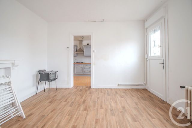 Maison &agrave; vendre - 5 pi&egrave;ces - 75,86 m2 - Maubeuge - 59 - NORD-PAS-DE-CALAIS