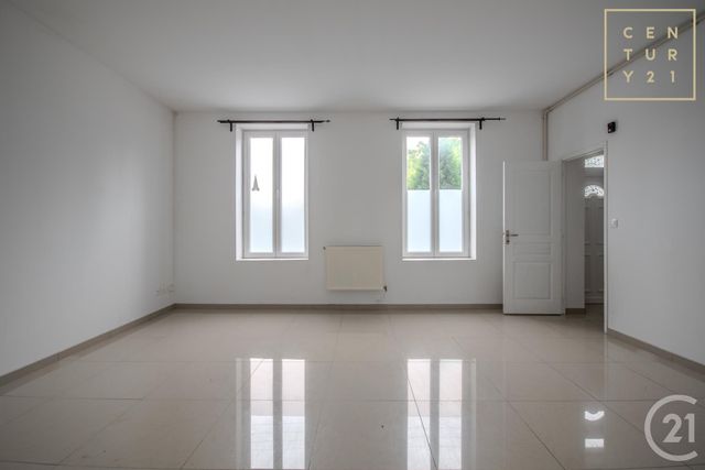 Maison &agrave; louer - 5 pi&egrave;ces - 94,18 m2 - Louvroil - 59 - NORD-PAS-DE-CALAIS