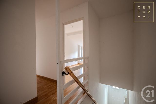 Maison &agrave; louer - 5 pi&egrave;ces - 94,18 m2 - Louvroil - 59 - NORD-PAS-DE-CALAIS