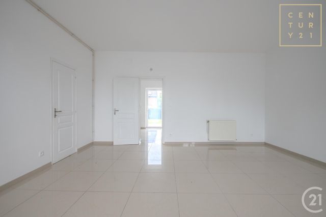 Maison &agrave; louer - 5 pi&egrave;ces - 94,18 m2 - Louvroil - 59 - NORD-PAS-DE-CALAIS