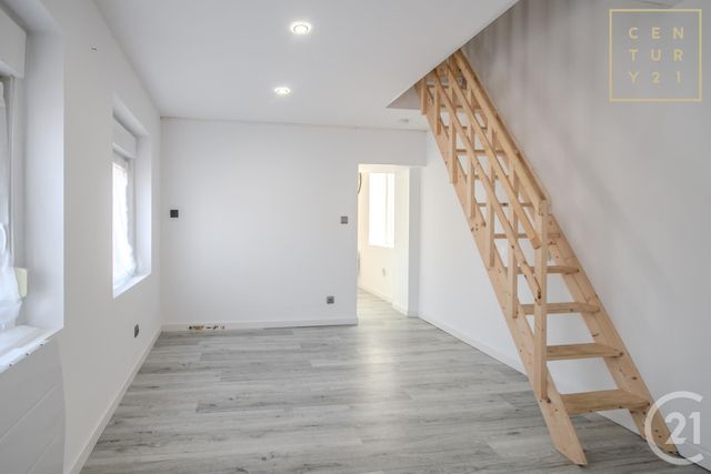 Maison &agrave; louer - 3 pi&egrave;ces - 42,65 m2 - Ferriere La Petite - 59 - NORD-PAS-DE-CALAIS