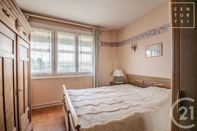 Appartement F5 &agrave; vendre - 5 pi&egrave;ces - 65,02 m2 - Maubeuge - 59 - NORD-PAS-DE-CALAIS