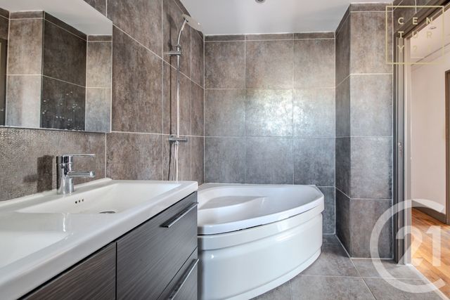 Appartement F6 &agrave; vendre - 7 pi&egrave;ces - 151,46 m2 - Maubeuge - 59 - NORD-PAS-DE-CALAIS