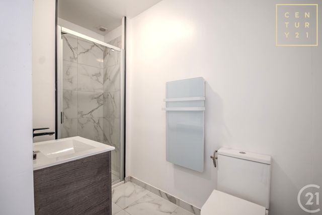 Appartement Studio &agrave; louer - 2 pi&egrave;ces - 26,19 m2 - Hautmont - 59 - NORD-PAS-DE-CALAIS