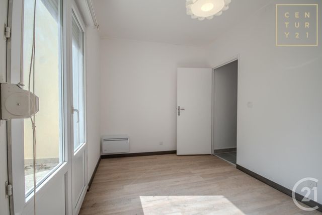 Appartement F2 &agrave; louer - 3 pi&egrave;ces - 44,74 m2 - Hautmont - 59 - NORD-PAS-DE-CALAIS