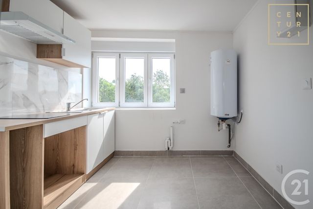 Appartement Studio &agrave; louer - 2 pi&egrave;ces - 26,14 m2 - Hautmont - 59 - NORD-PAS-DE-CALAIS