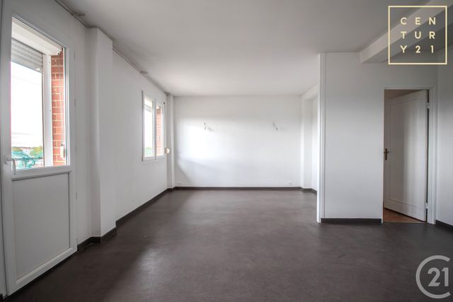 Appartement F5 &agrave; louer - 5 pi&egrave;ces - 73 m2 - Maubeuge - 59 - NORD-PAS-DE-CALAIS