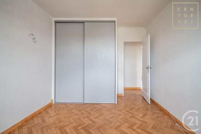 Appartement F5 &agrave; louer - 5 pi&egrave;ces - 73 m2 - Maubeuge - 59 - NORD-PAS-DE-CALAIS