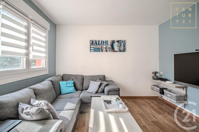 Appartement F4 &agrave; vendre - 4 pi&egrave;ces - 67,44 m2 - Rousies - 59 - NORD-PAS-DE-CALAIS