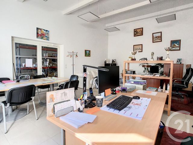 Local commercial à louer - 150.0 m2 - 34 - Herault