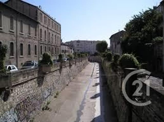 Parking à louer - 15 m2 - Montpellier - 34 - LANGUEDOC-ROUSSILLON