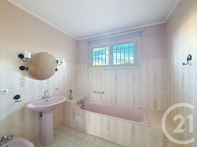 Maison à vendre - 8 pièces - 180 m2 - Juvignac - 34 - LANGUEDOC-ROUSSILLON