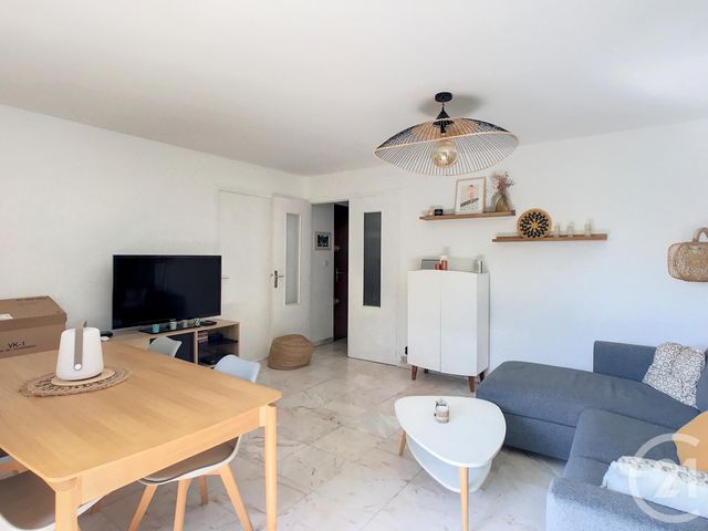 Appartement F4 &agrave; louer - 4 pi&egrave;ces - 84,68 m2 - Montpellier - 34 - LANGUEDOC-ROUSSILLON