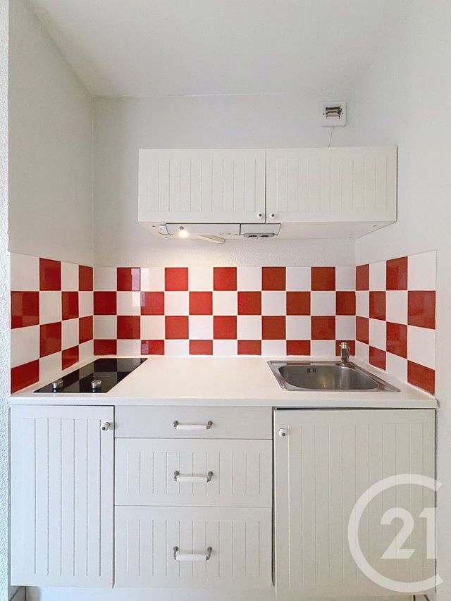 Appartement F1 &agrave; louer - 1 pi&egrave;ce - 27,65 m2 - Montpellier - 34 - LANGUEDOC-ROUSSILLON