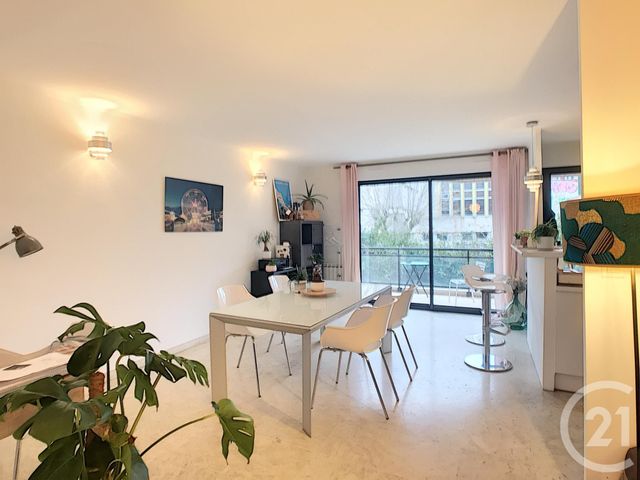 Appartement F3 &agrave; louer - 3 pi&egrave;ces - 75,36 m2 - Montpellier - 34 - LANGUEDOC-ROUSSILLON