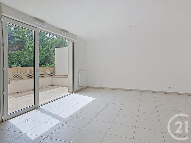 Appartement F3 &agrave; louer - 3 pi&egrave;ces - 71,80 m2 - Castelnau Le Lez - 34 - LANGUEDOC-ROUSSILLON