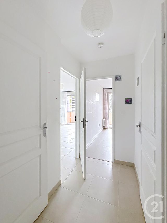 Appartement F2 &agrave; louer - 2 pi&egrave;ces - 43,94 m2 - Castelnau Le Lez - 34 - LANGUEDOC-ROUSSILLON