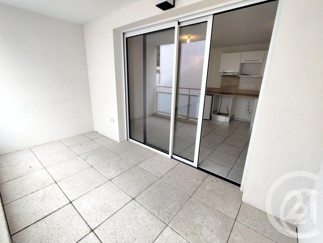 Appartement F2 &agrave; louer - 2 pi&egrave;ces - 41,50 m2 - Nimes - 30 - LANGUEDOC-ROUSSILLON