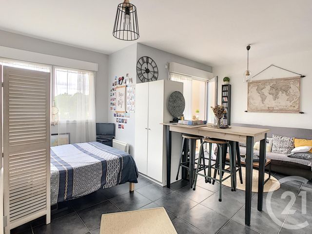 Appartement Studio &agrave; louer - 1 pi&egrave;ce - 33,29 m2 - Castelnau Le Lez - 34 - LANGUEDOC-ROUSSILLON