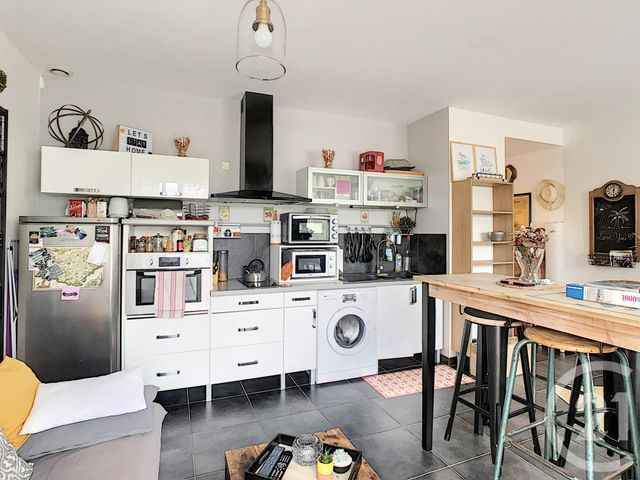 Appartement Studio &agrave; louer - 1 pi&egrave;ce - 33,29 m2 - Castelnau Le Lez - 34 - LANGUEDOC-ROUSSILLON