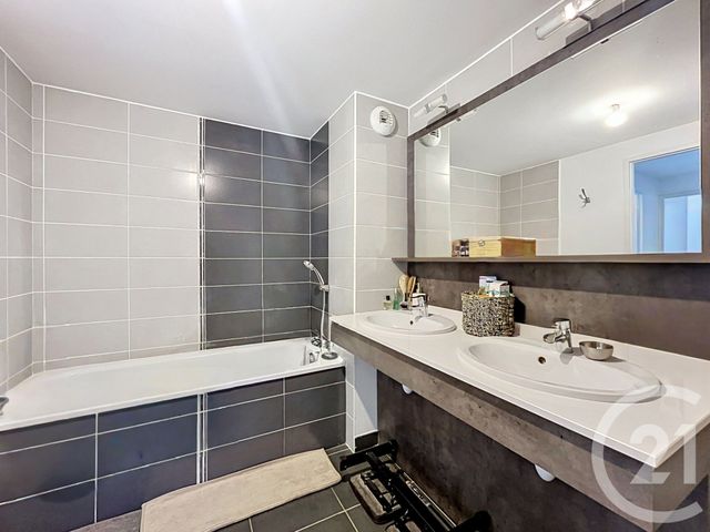Appartement F3 &agrave; vendre - 3 pi&egrave;ces - 69,31 m2 - Castelnau Le Lez - 34 - LANGUEDOC-ROUSSILLON