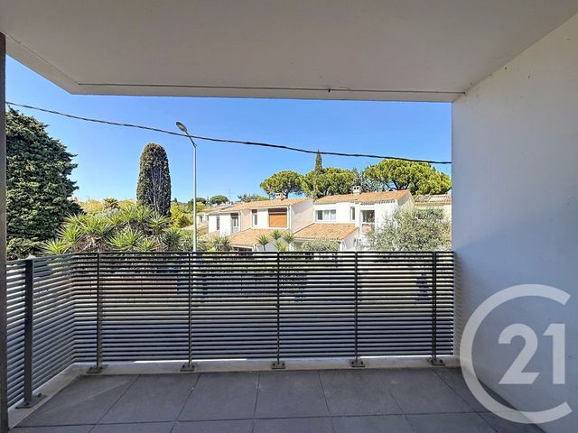 Appartement F2 &agrave; louer - 2 pi&egrave;ces - 37,50 m2 - Castelnau Le Lez - 34 - LANGUEDOC-ROUSSILLON