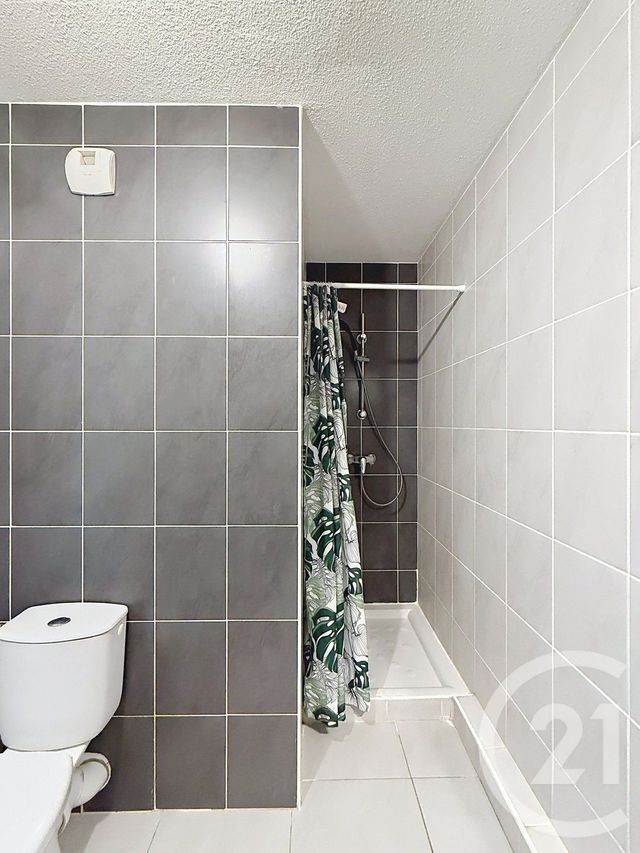 Appartement F2 &agrave; louer - 2 pi&egrave;ces - 37,50 m2 - Castelnau Le Lez - 34 - LANGUEDOC-ROUSSILLON