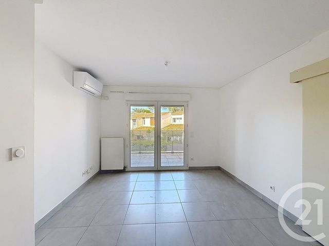 Appartement F2 &agrave; louer - 2 pi&egrave;ces - 37,50 m2 - Castelnau Le Lez - 34 - LANGUEDOC-ROUSSILLON