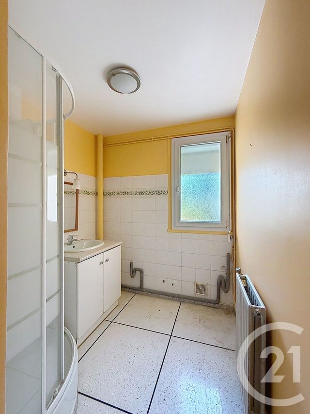 Appartement F3 &agrave; louer - 3 pi&egrave;ces - 76,96 m2 - Castelnau Le Lez - 34 - LANGUEDOC-ROUSSILLON